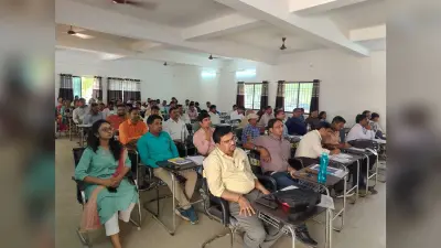शिक्षक विद्यालय में योजनाबद्ध तरीके से करें सभी कार्य : डीइओ
