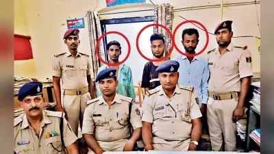 छपरा जंक्शन पर चोरी की योजना बना रहे तीन चोरों को रेल पुलिस ने पकड़ा