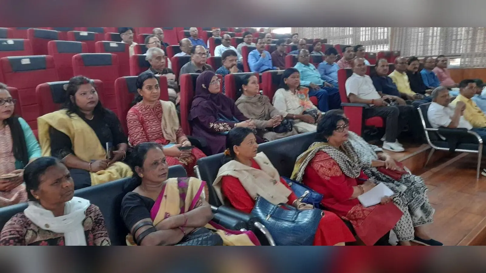 विभावि नैक मूल्यांकन को लेकर तैयार : कुलपति