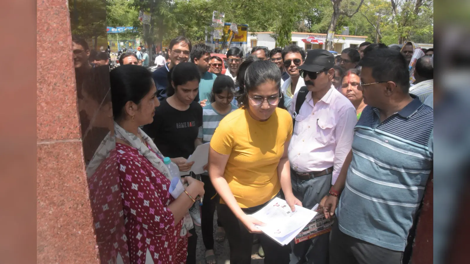 आसान थे बायोलॉजी के प्रश्न, फिजिक्स ने थोड़ा उलझाया