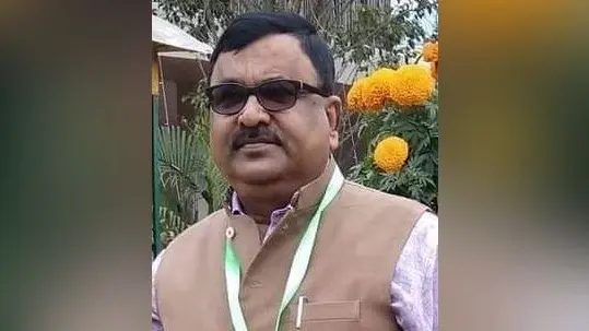 हजारीबाग संसदीय सीट के दो दिग्गत भाजपा नेताओं ने इस्तीफा दिया