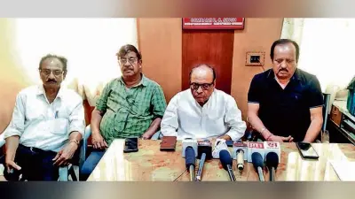 यूनियन नेताओं की प्रेस मीट से मुश्किल में तृणमूल