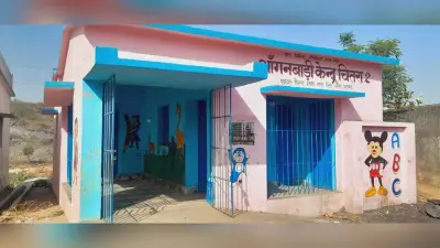 बाउरी टोला के मॉडल आंगनबाड़ी केंद्र में बिजली व पानी की व्यवस्था नहीं, होती है परेशानी