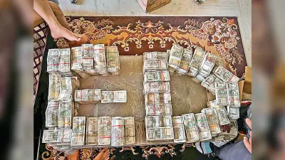 ठेकेदार राजीव के ठिकाने से डेढ़ करोड़ रुपये बरामद