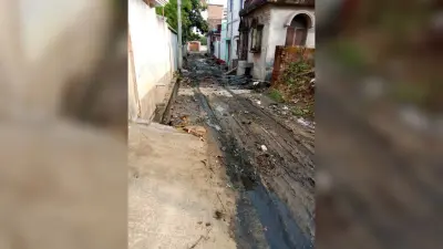 बारिश से जगह-जगह जलजमाव व गंदगी, सड़कों पर कीचड़