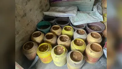 अलग-अलग जगह छापेमारी कर 154 लीटर शराब जब्त, एक गिरफ्तार