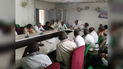ग्राम प्रधान मूल रैयत सरकारी जमीन का अतिक्रमण करने वालों को चिह्नित कर अंचल कार्यालय को दें जानकारी