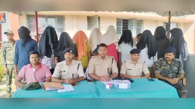 एक लाख के ब्राउन शुगर के साथ 10 लोग गिरफ्तार