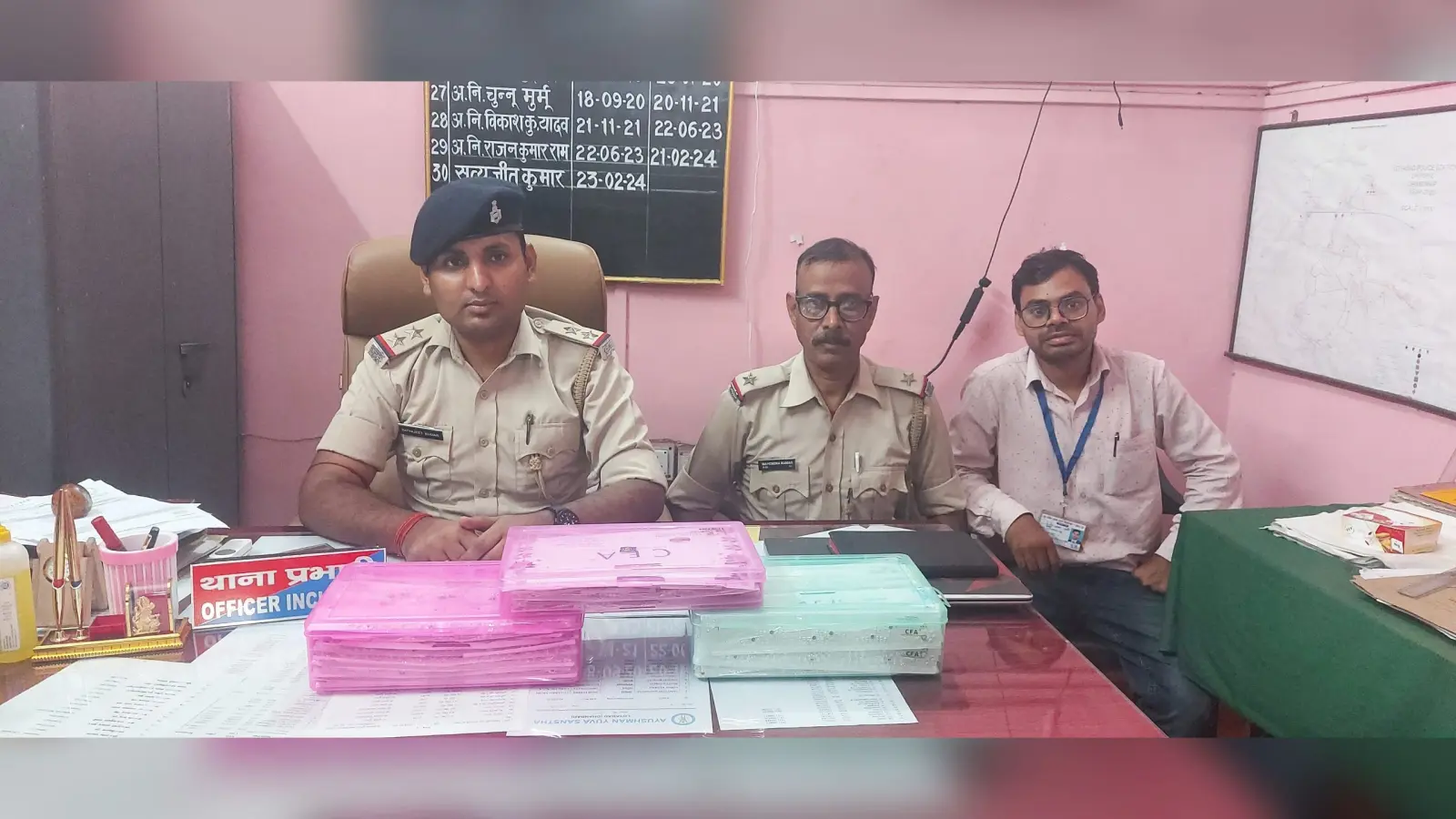 कोलकाता से कतरास ले जा रहे आठ किलो चांदी के पायल जब्त