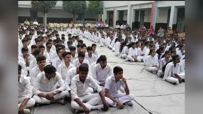 डीएवी कथारा में अंग्रेजी भाषण प्रतियोगिता आयोजित