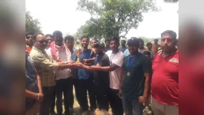 क्रिकेट टूर्नामेंट का खिताब केएन स्कूल ने जीता