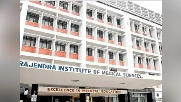 रिम्स में छह महीने के बाद कॉर्निया ट्रांसप्लांट शुरू, नौ को मिली रोशनी