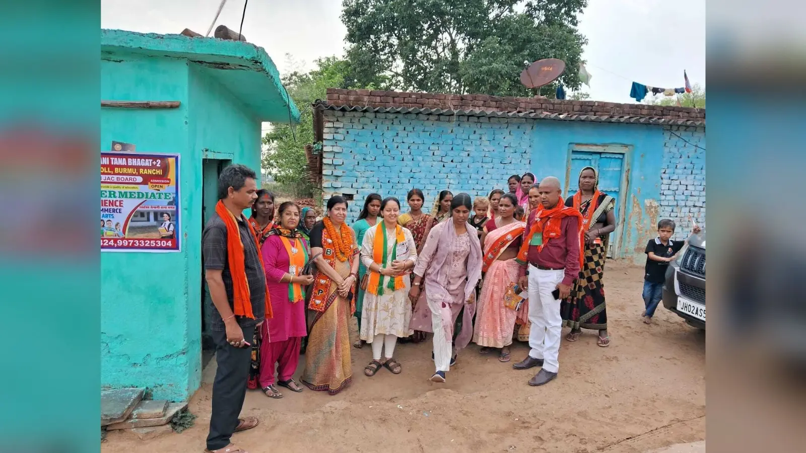 संजय सेठ की पत्नी व बहू ने की मतदान की अपील