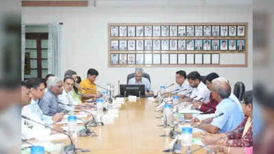 चिरेका कर्मचारियों के हित में 30 बिंदुओं पर विमर्श