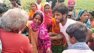 ट्रैक्टर गड्ढे में पलटा, दबने से एक की मौत, दो घायल