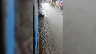 मौसम में बदलाव होने से लोगों को गर्मी से राहत, जगह-जगह जलजमाव से लोग रहे परेशान