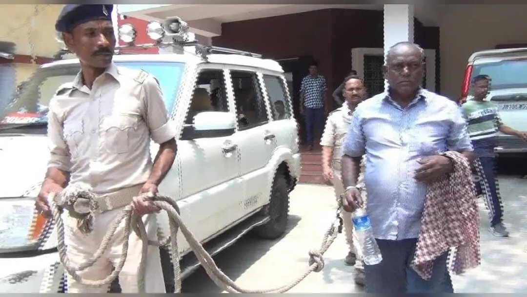 आंगन में सो रही बच्ची को झाड़ी में ले जाकर दुष्कर्म का प्रयास, थाना में हंगामा