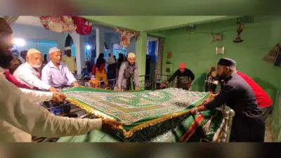 बाबा लतीफ शाह मस्तान के मजार पर की लोगों ने की चादरपोशी