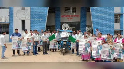बीडीओ-सीओ ने मतदाता जागरुकता वाहन किया रवाना