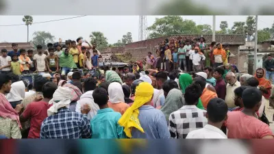 सड़क दुर्घटना में युवक की मौत, लोगों ने तीन घंटे जाम रखी सड़क
