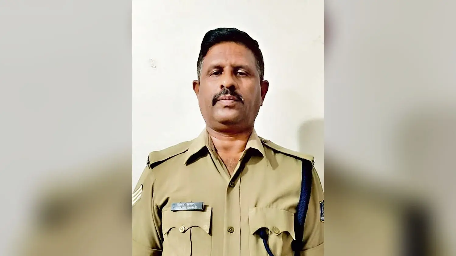 सीआरपीएफ हवलदार ने की आत्महत्या, सुसाइड नोट में लिखा डिप्टी कमांडेंट करते थे प्रताड़ित