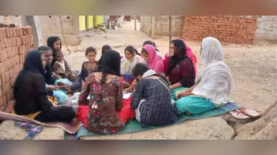 बाल विवाह की रोकथाम को लेकर लड़कियों को किया जागरूक