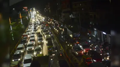 Patna : चार घंटे शहर में लगा भीषण जाम, पैदल यात्री भी घंटों फंसे