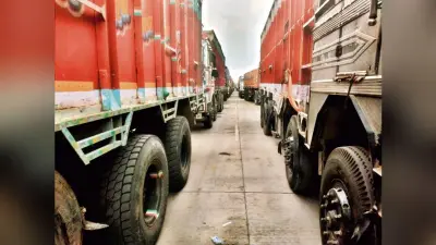 गोलबंर के पास जाम लगने से फोरलेन पर फंसे रहे वाहन, परेशान रहे लोग