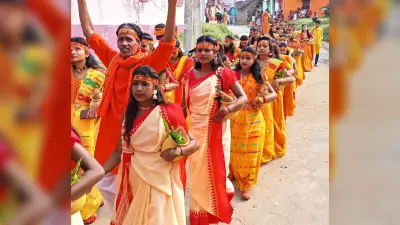 बाघमारा में निकली भव्य कलश यात्रा