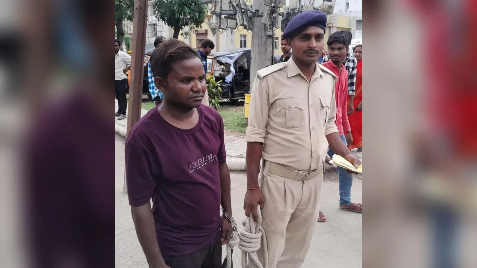 बाइक चोरी करते रंगे हाथ धराया, जमकर हुई पिटाई