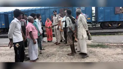 बिना टिकट यात्रियों पर रेलवे की कड़ी नजर