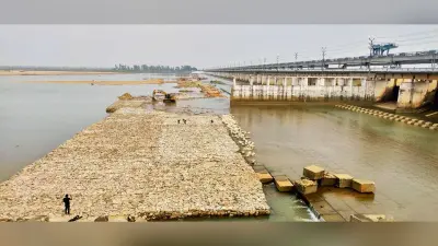 23 करोड़ की लागत से इंद्रपुरी सोन बराज की डाउनस्ट्रीम में हो रहा कार्य
