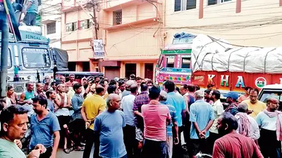 हटाये गये चार मोटिया को नहीं लिया काम पर, दिया जायेगा “500-500 का हर्जाना