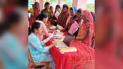 कैंप लगाकर सामाजिक सुरक्षा के निबटाए गये मामले