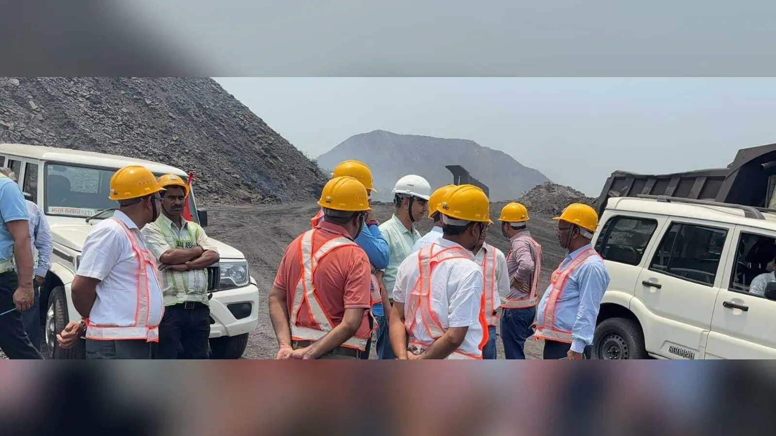 डीजीएमएस के अधिकारियों ने अग्नि प्रभावित क्षेत्र का किया निरीक्षण