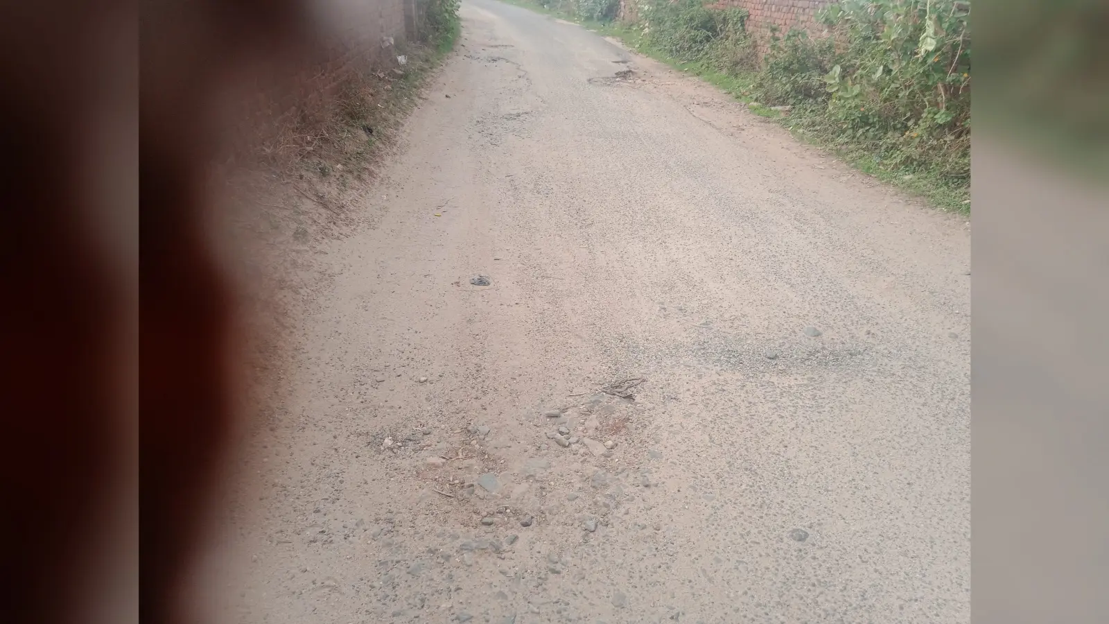 जीटी रोड अटका को जोड़ने वाली सड़क जर्जर