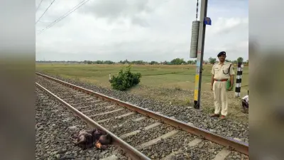 रेलवे ट्रैक से अज्ञात व्यक्ति का शव बरामद