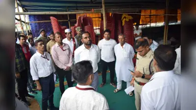 डीसी-एसपी ने चुनाव सामग्री के डिस्पैच सेंटर का किया निरीक्षण