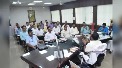 मतदान से पूर्व की जाने वाली तैयारियों को दुरुस्त रखने का डीसी ने दिया निर्देश