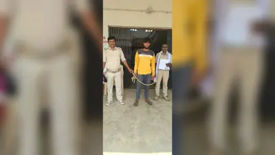 आर्म्स एक्ट का आरोपी घर से गिरफ्तार