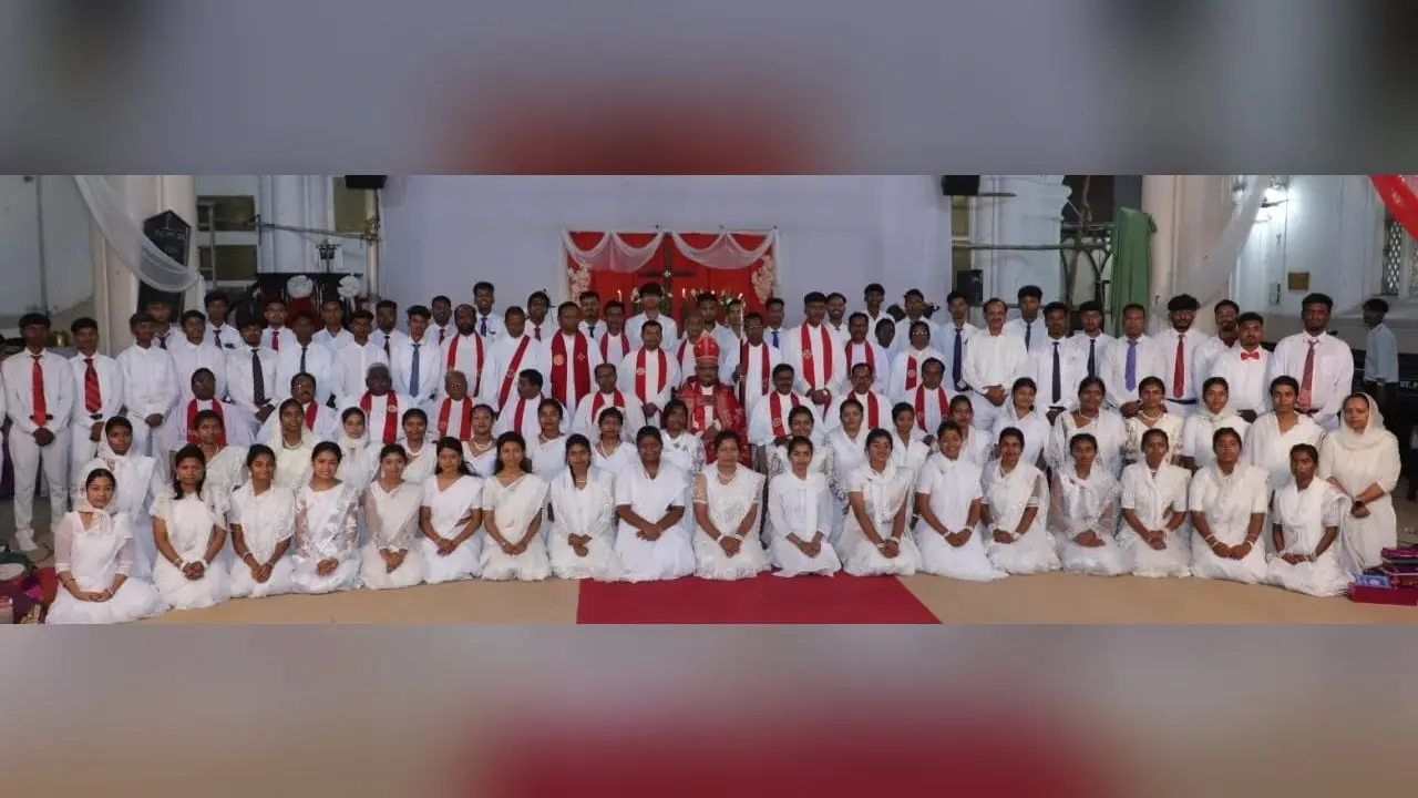 72 बच्चों ने यीशु ख्रीस्त के प्रति अपने विश्वास को दृढ़ करने की शपथ ली
