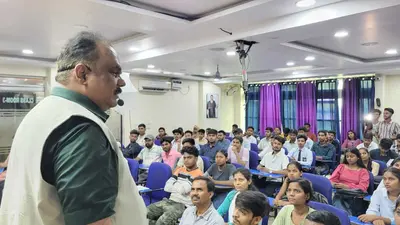 लगातार अभ्यास से मंजिल पाना होगा आसान : एके मिश्रा