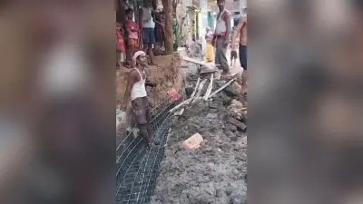 नाले के घटिया निर्माण को लेकर जताया विरोध