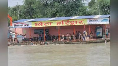 UP News: महिलाओं के चेंजिंग रूम में सीसीटीवी कैमरा लगाने वाले महंत की दुकानों पर चला बुलडोजर