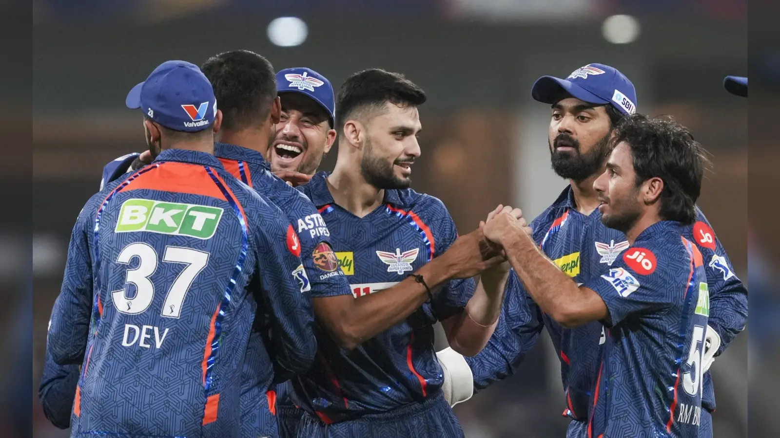 IPL 2024 में KKR को नहीं रोका गया, तो इस मामले में सीएसके और आरसीबी को पीछे छोड़ देगा