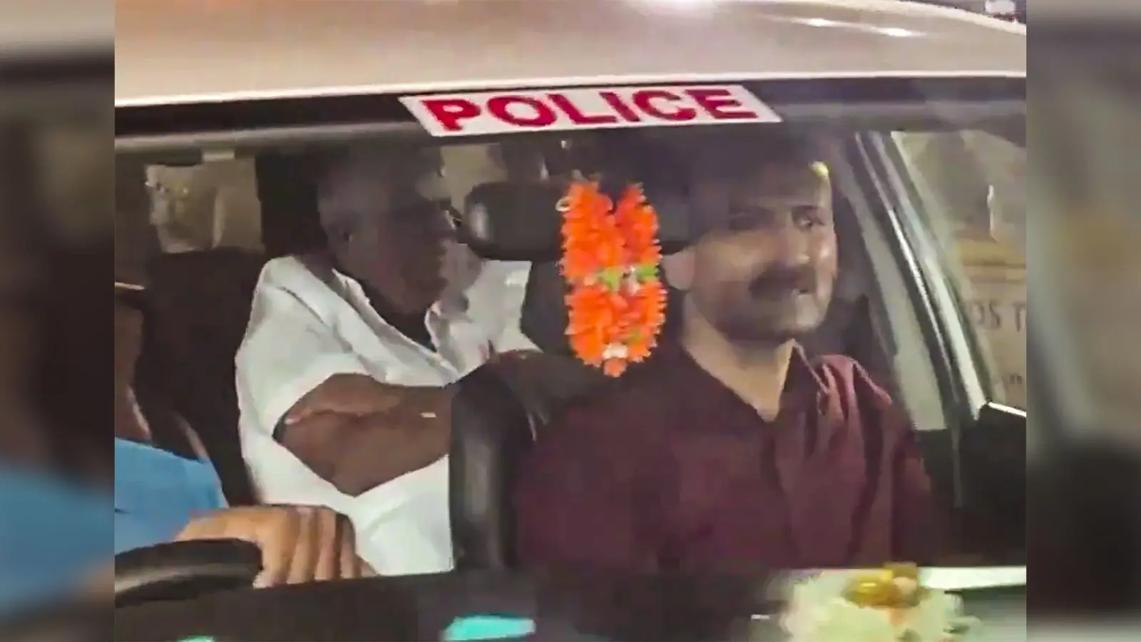 Karnataka: एचडी रेवन्ना को SIT हिरासत, बोले जेडीएस नेता- ‘मेरी गिरफ्तारी एक राजनीतिक साजिश’