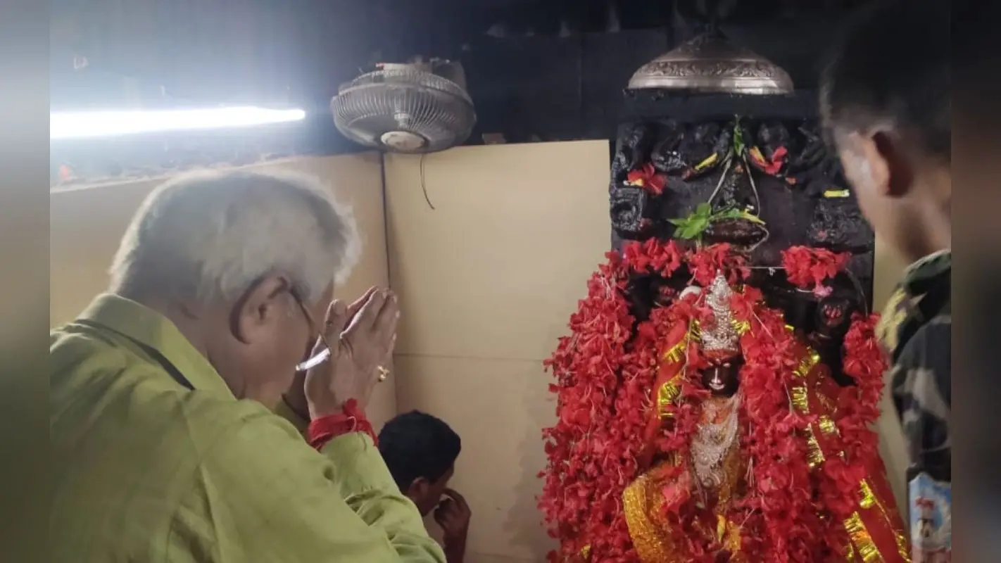 रांची के प्रसिद्ध दिउड़ी मंदिर पहुंचे लक्ष्मीकांत वाजपेयी, बोले- भाजपा जीतेगी झारखंड की सभी 14 सीटें