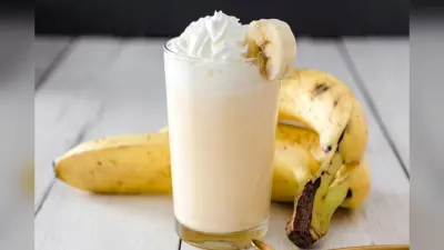 Milk and Banana: दूध और केला मिलाकर खाने से होने वाले 5 सबसे बड़े फायदे