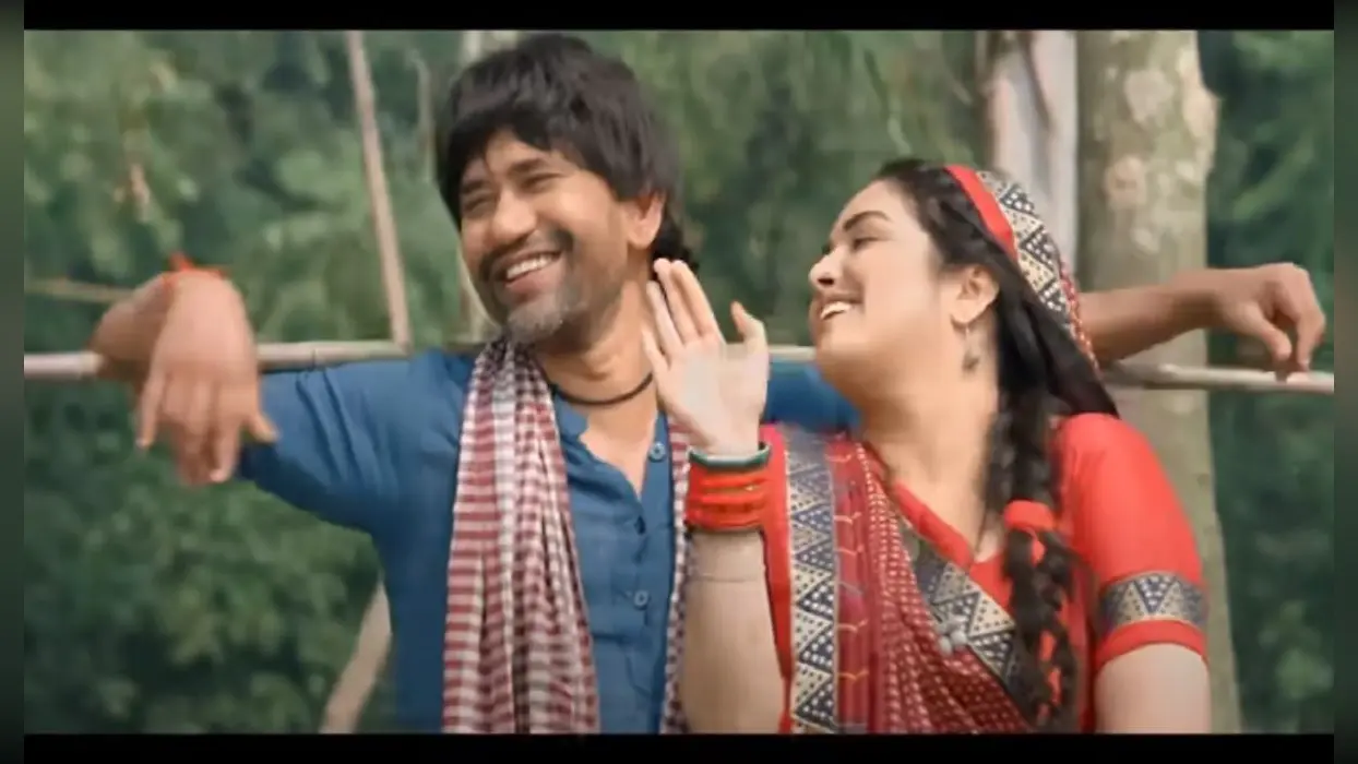 Bhojpuri Song : निरहुआ-आम्रपाली की जोड़ी ने इस गाने पर तोड़े सारे रिकॉर्ड, आयी रील्स की बाढ़