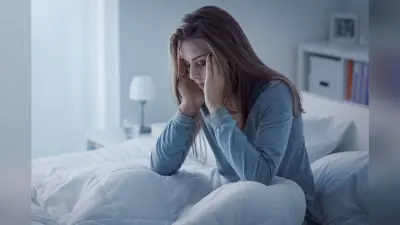 Unhealthy Sleep Cycle : क्या आपको भी है बे टाइम सोने की आदत, जानिए कैसे बदलें इस बुरी आदत को..